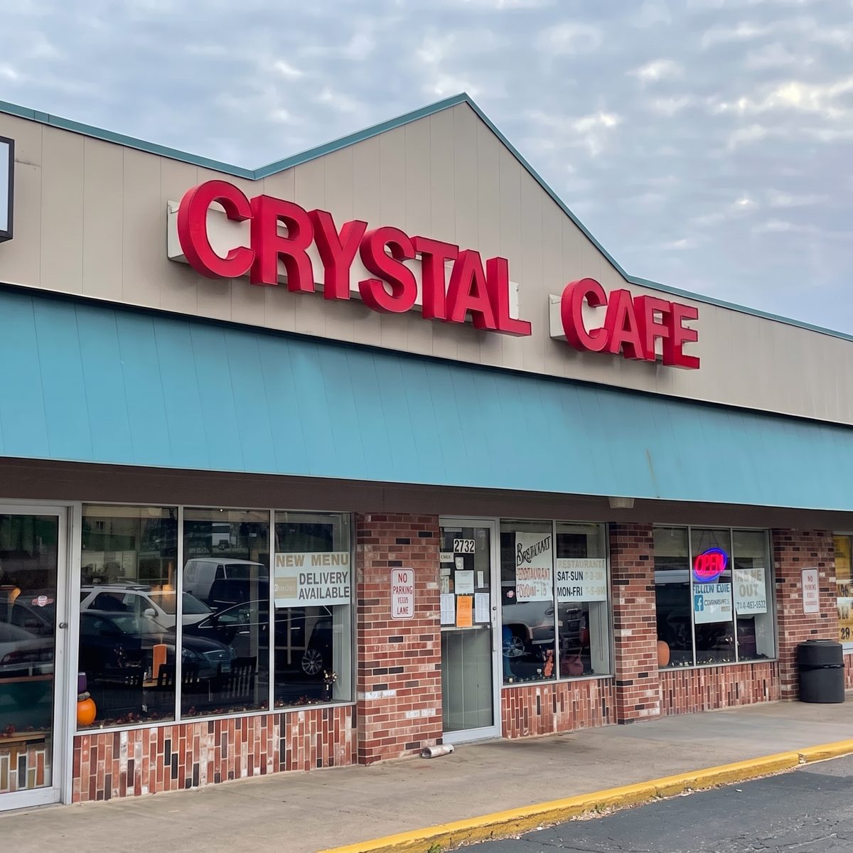 Welcome to New Crystal Cafe